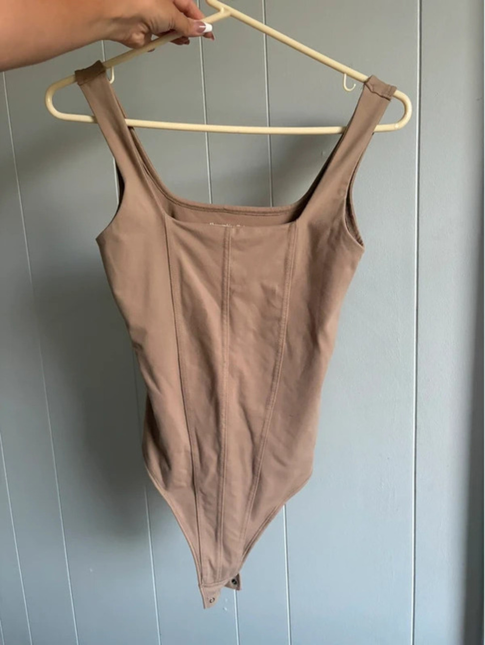 Womens Small Beige Abercrombie and Fitch Bodysuit